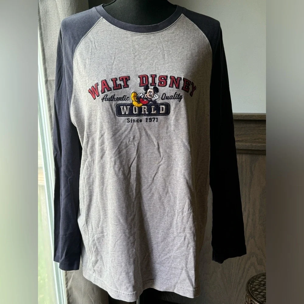 Walt Disney World Mickey Mouse shirt size Large - Picture 1 of 4